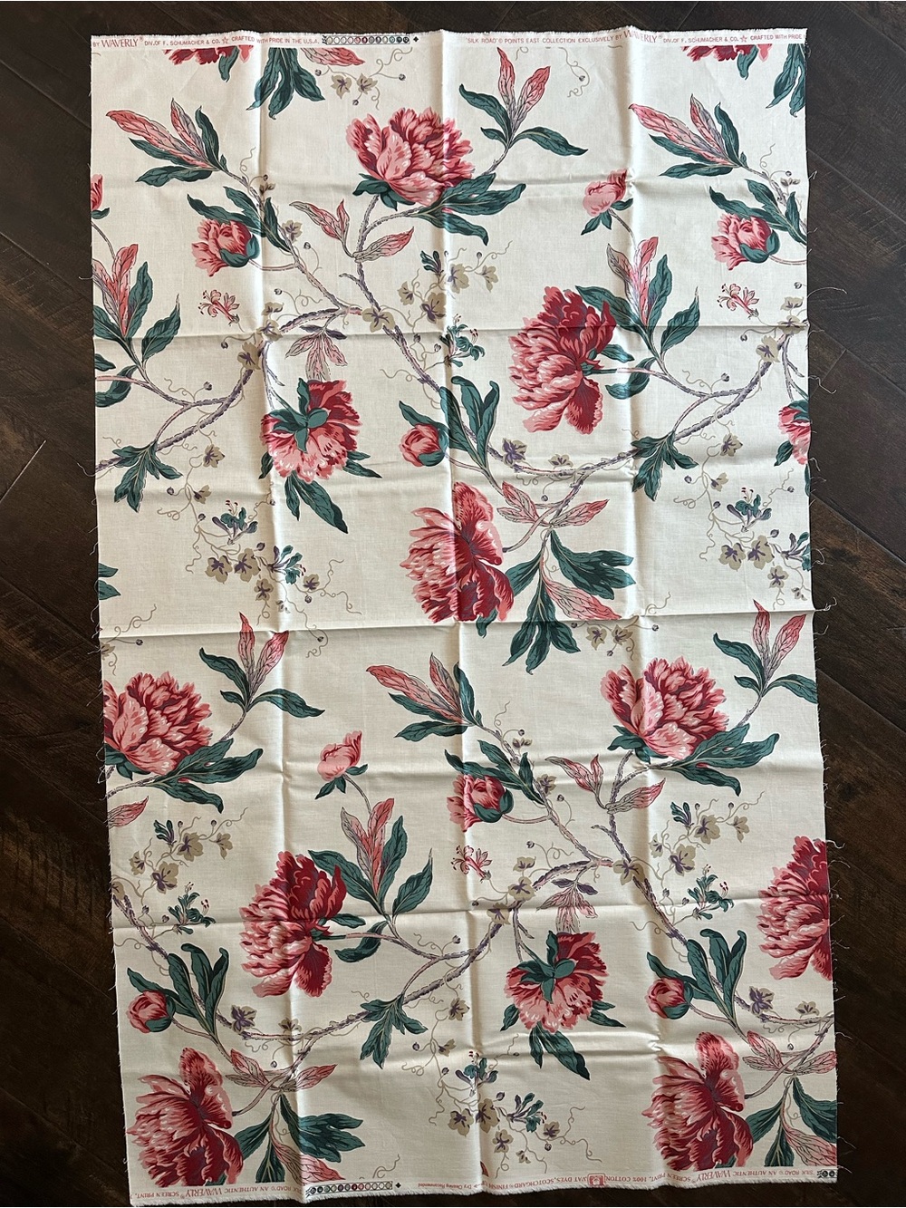 Vintage 100% Cotton Floral fabric remnant